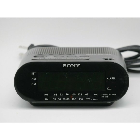 Sony ICF-C218 Dream Machine FM/AM Clock Radio with Alarm